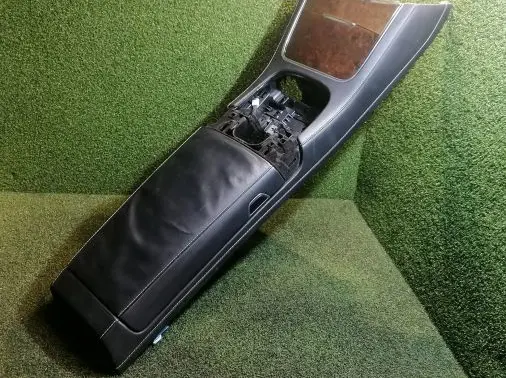 Mercedes-Benz S W222 Armrest A2228100397 A1668200075 A2226800010