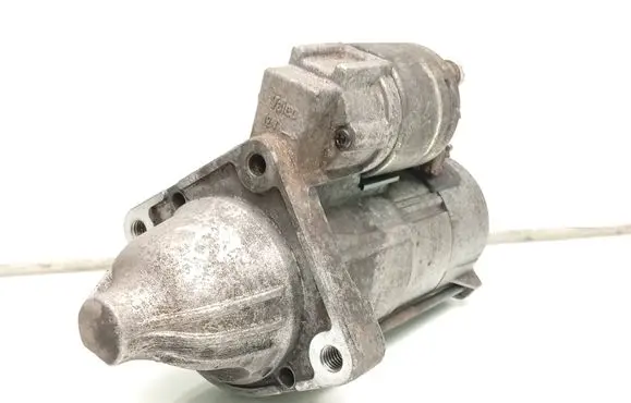 BMW X3 E83 Starter motor 7787354