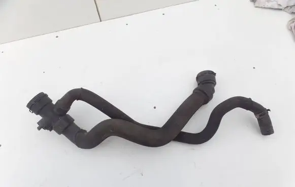 Audi A6 S6 C5 4B Engine coolant pipe/hose