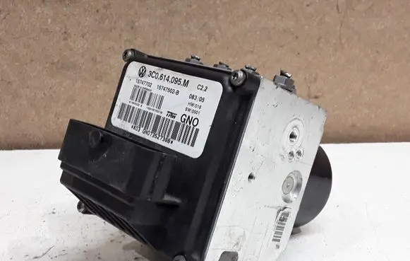 Volkswagen PASSAT B6 ABS Pump 3C0614095M