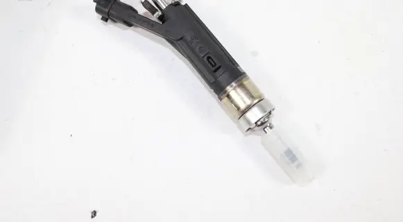 Opel Crossland X Fuel injector 9826718380 9810335380 91841404765840