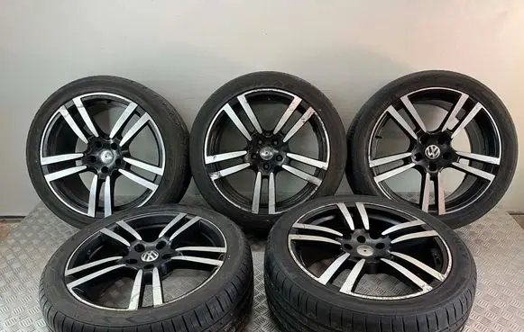 Volkswagen Transporter - Caravelle T5 R20 carbon fiber rim