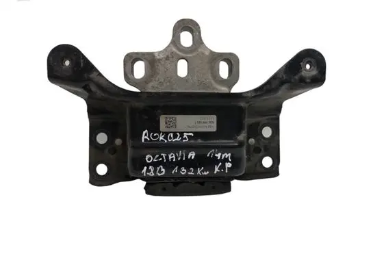 Skoda Octavia Mk3 (5E) Engine mount bracket 5Q0199555T