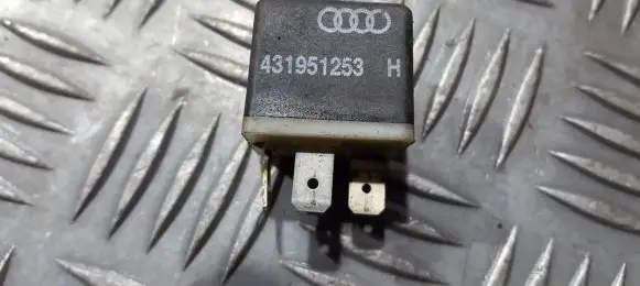 Audi A6 S6 C5 4B Other relay 431951253h