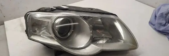 Volkswagen PASSAT B6 Headlight/headlamp 3c0941006s