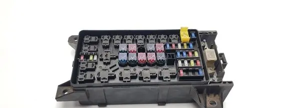 KIA Sorento Fuse module 911603E040