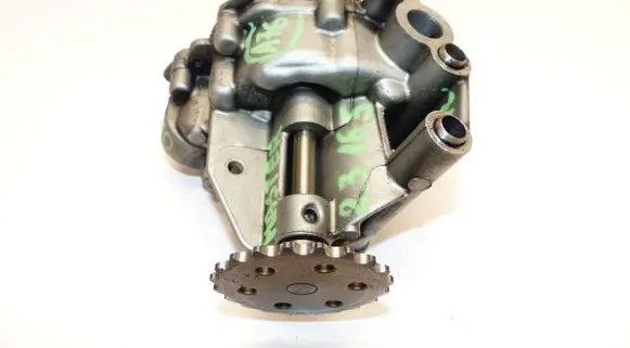 Renault Master III Oil pump 150109223R