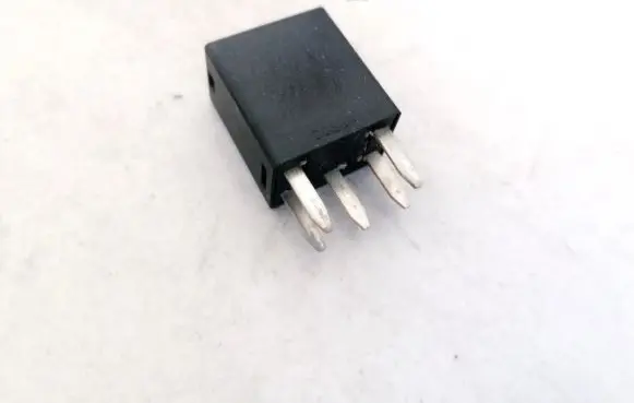 Opel Insignia A Other relay 13500128 0248