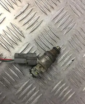 Fuel injector