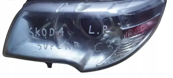 Skoda Superb B6 (3T) Headlight/headlamp