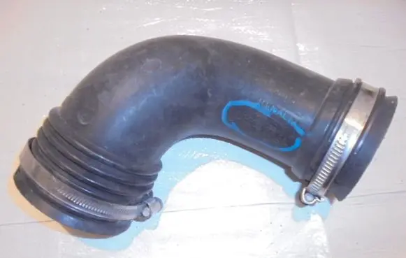 Renault Scenic II - Grand scenic II Air intake hose/pipe 8200201614