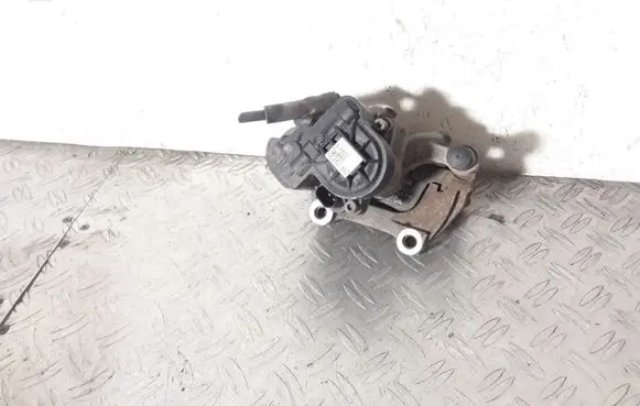 Volkswagen Golf VII Rear brake caliper 5Q0615405