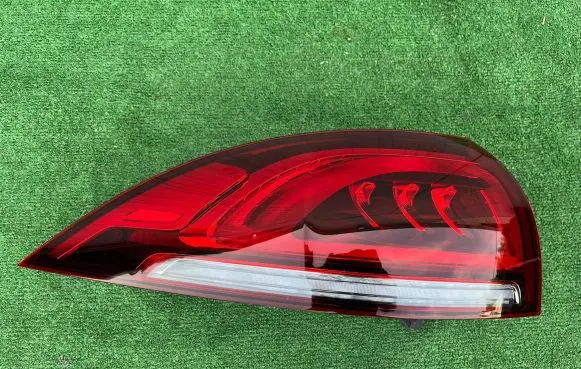 Mercedes-Benz GLE W167 Rear/tail lights A1679063104 CCC17010B CCC17010A