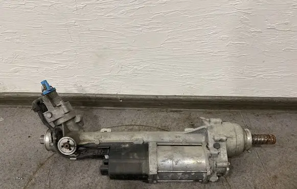 BMW 4 F32 F33 Steering rack 6881270