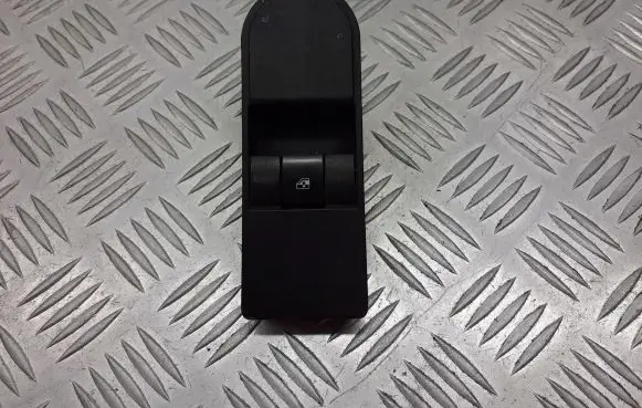Opel Zafira B Quarter vent window switch 13228709