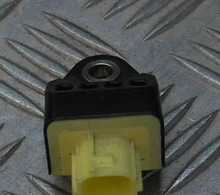 Toyota Yaris Airbag deployment crash/impact sensor 898310D090