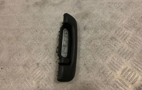 Jeep Grand Cherokee Front door interior light 