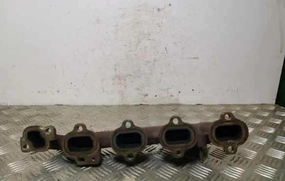 Nissan X-Trail T32 Exhaust manifold