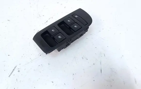 Opel Zafira C Electric window control switch 13305009