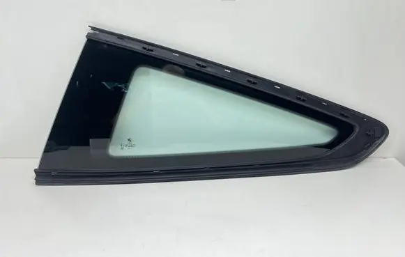 BMW 8 G15 Rear side window 7424835