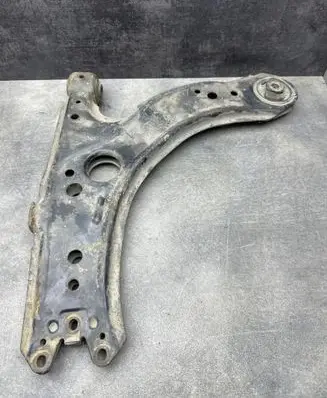 Volkswagen Golf IV Front lower control arm/wishbone