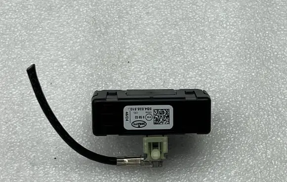 Audi A3 8Y Aerial antenna amplifier 5B4035510