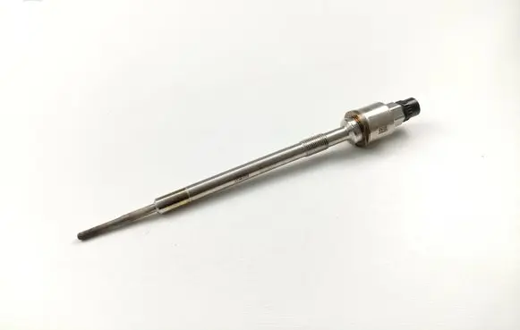 Opel Astra J Glow plug 55579436