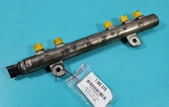 Opel Astra H Fuel main line pipe 0445214141 IMPRK1582575