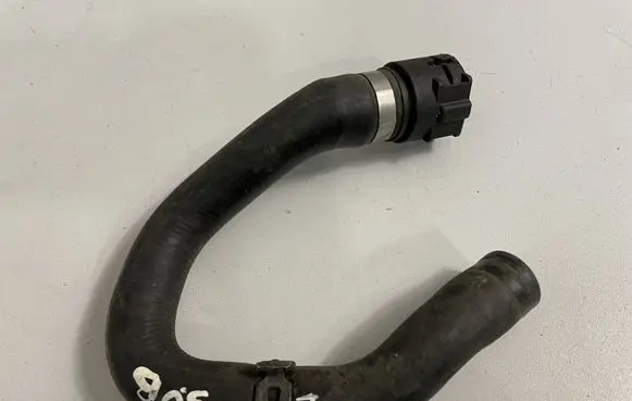 BMW 7 E65 E66 Engine coolant pipe/hose 6917699