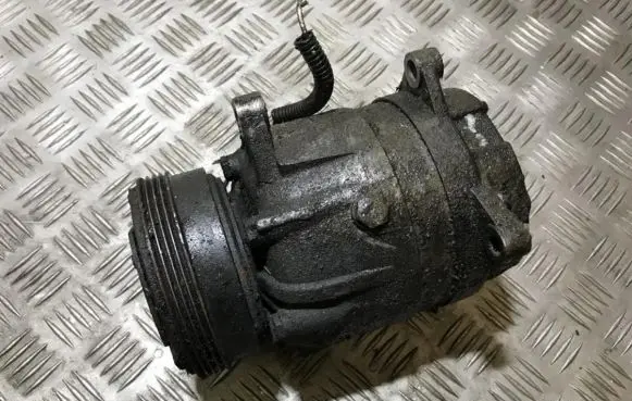 Renault Scenic I Air conditioning (A/C) compressor (pump) 6560470