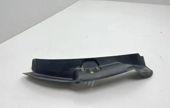 Mercedes-Benz C W205 Rear/tail light trim molding A2056930633 A2056901441