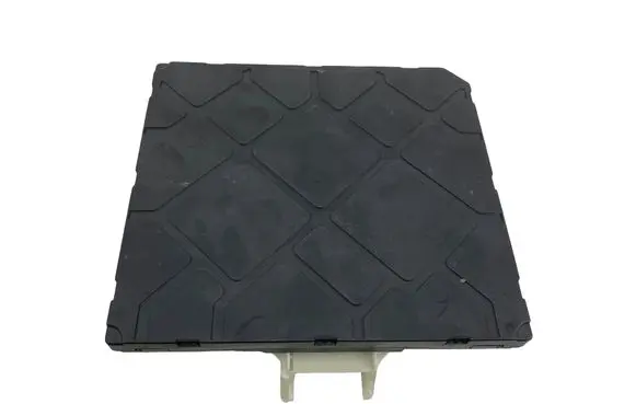 Volkswagen Tiguan Central body control module 5Q0937084BQ