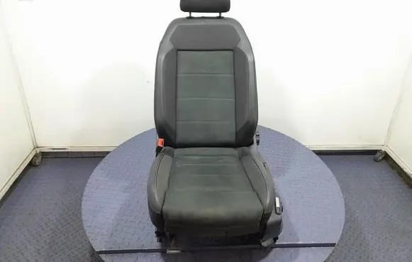 Volkswagen T-Roc Front driver seat 