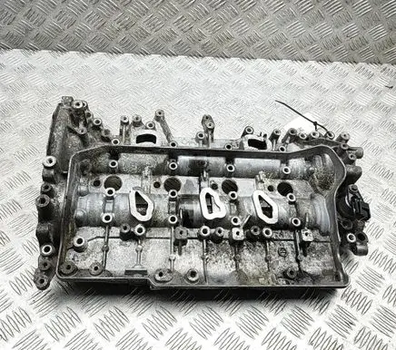Renault Master III Rocker cam cover 130C07155R