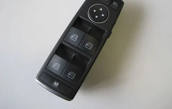 Mercedes-Benz A W176 Electric window control switch A1669054400