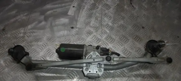 Front wiper linkage