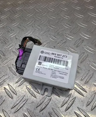 Audi A4 S4 B7 8E 8H Tire pressure control unit 8E0907273 H03S0110 00000700020895