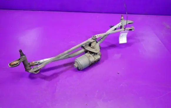 Front wiper linkage and motor