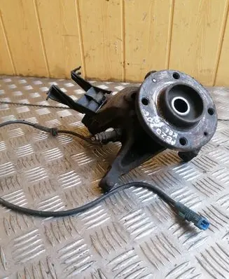 Peugeot 206 Front wheel bearing hub 