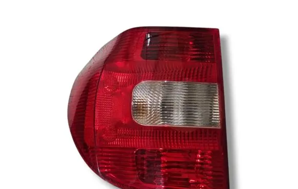 Skoda Yeti (5L) Rear/tail lights 5L0945111 5L0945095