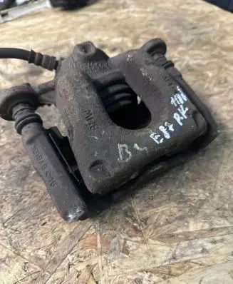 BMW 1 E81 E87 Front brake caliper