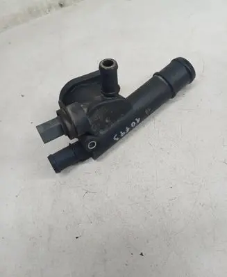 Skoda Roomster (5J) Engine coolant pipe/hose 038121132D