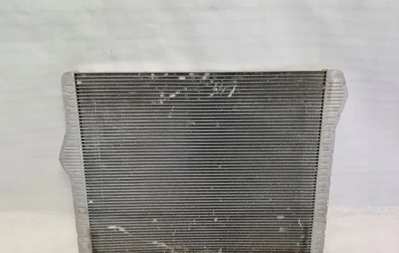 BMW M3 F80 Intercooler radiator 2284607
