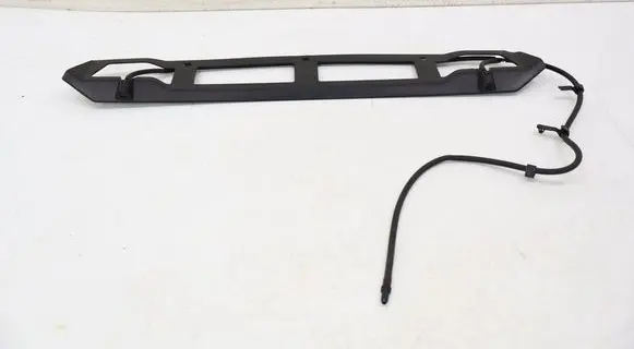 Chevrolet Camaro Windshield washer spray nozzle 92240337