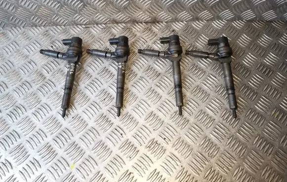 Opel Astra H Fuel injectors set 0445110175