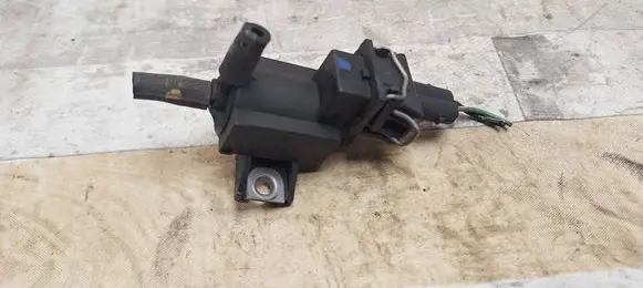 Toyota Corolla Verso AR10 Turbo solenoid valve 258600R010 72828606