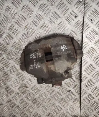 Volkswagen PASSAT B6 Front brake caliper