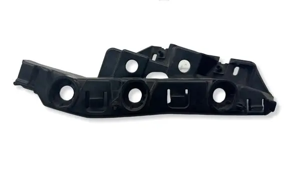 Audi Q7 4M Front bumper mounting bracket 4M0807284