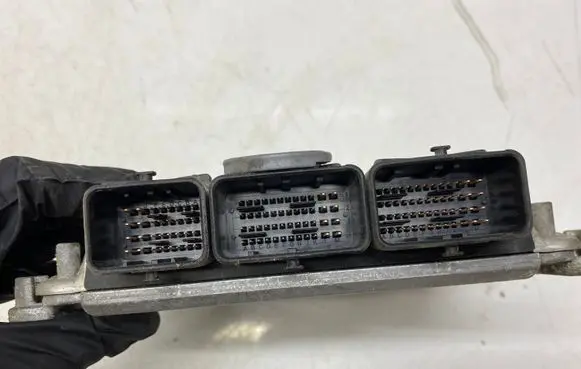Renault Scenic I Engine control unit/module ECU 0281010819
