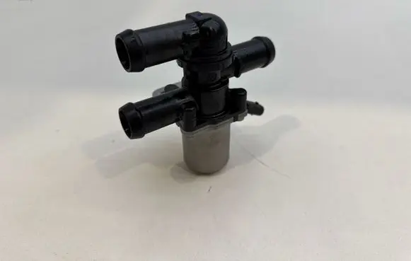 Polestar 2 Coolant heater control valve 31684222